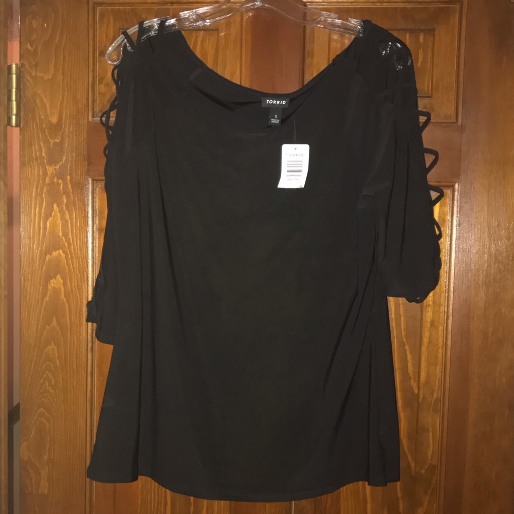 Torrid Size 1  14/16 Open Lattice Sleeve Blouse